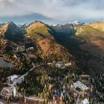 Orman Evi Chatka Stola Štôla
